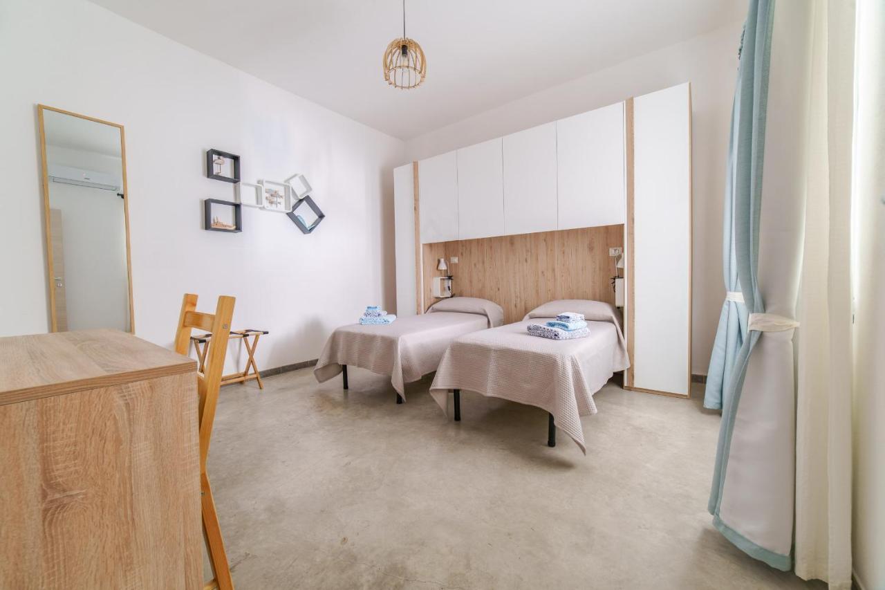 40° Parallelo Guest House Riola Sardo Exterior photo